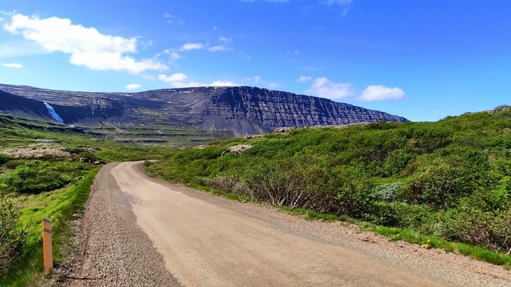 Der Dynjandi ist nicht mehr fern; erreichbar vom isländischen Ísafjörður.