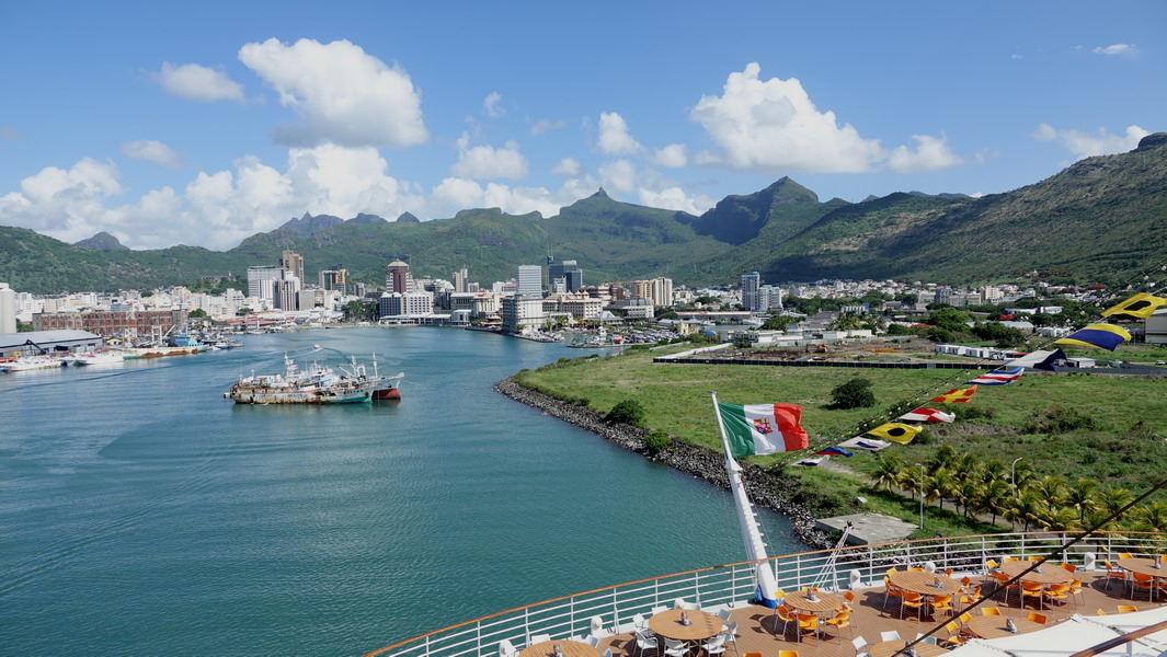 AIDAblu - Port Louis, Mauritius 11.12.18