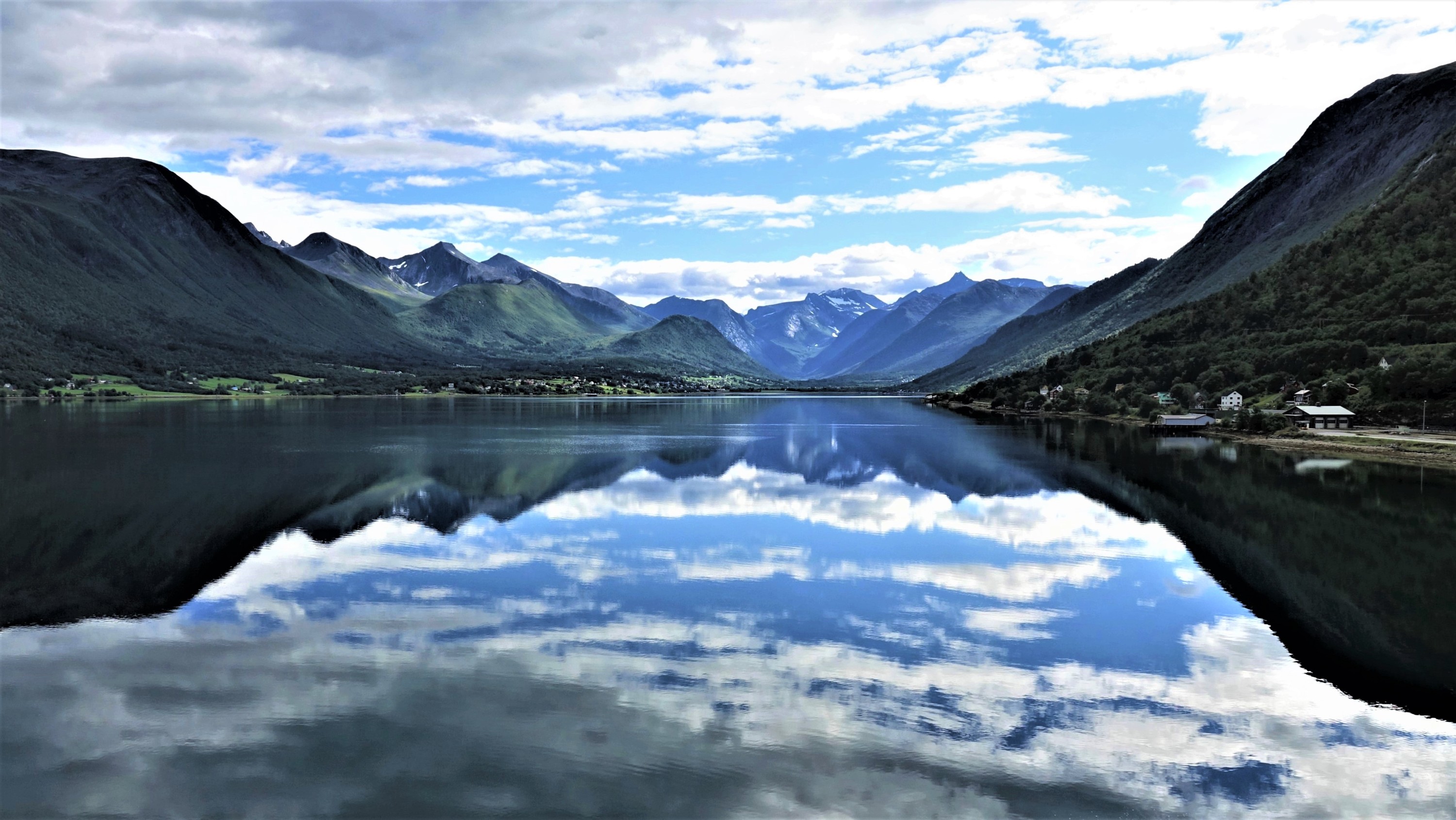 2017-08-14_02 Morgenstimmung vor Andalsnes