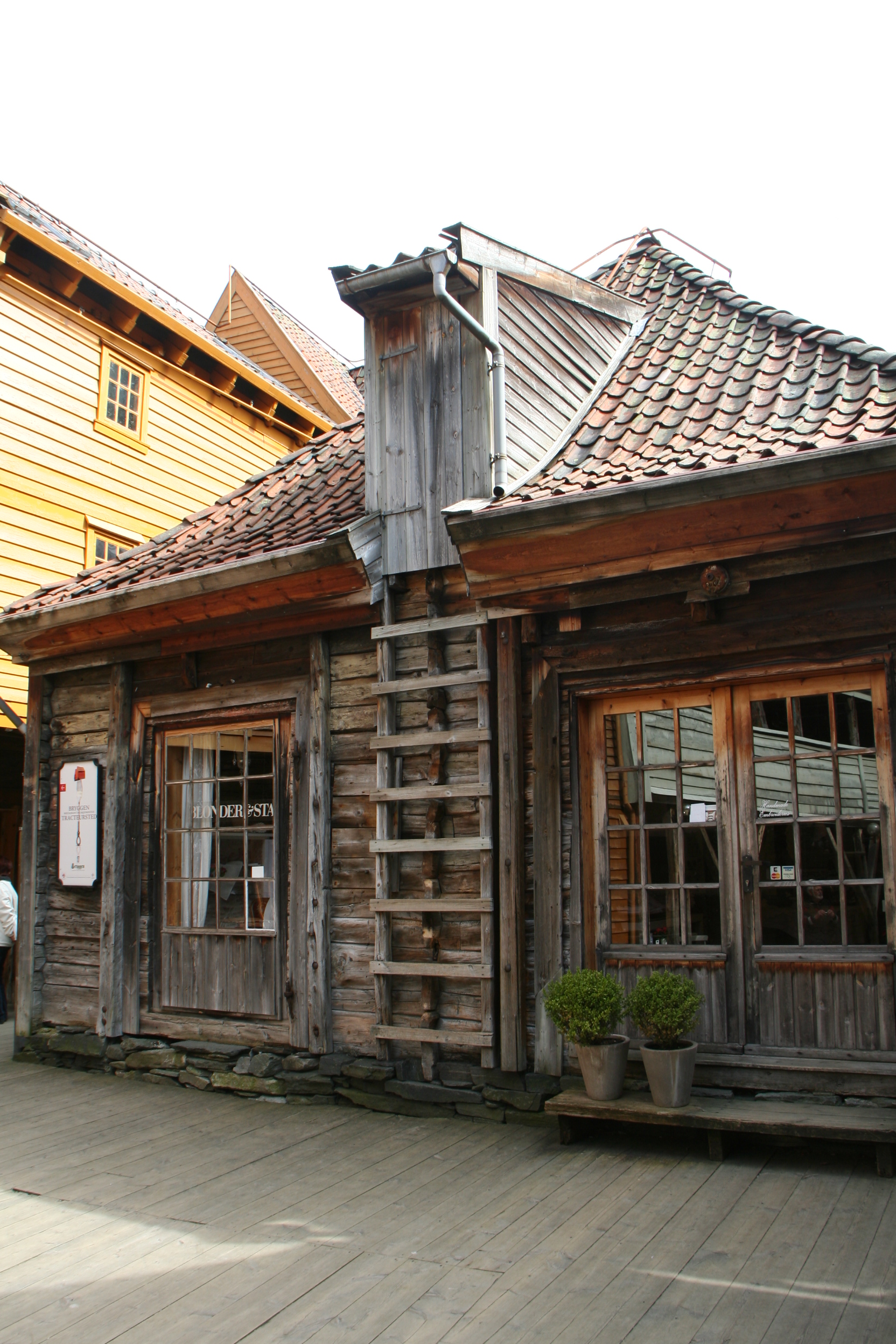 Ein alter Speicher in Bryggen