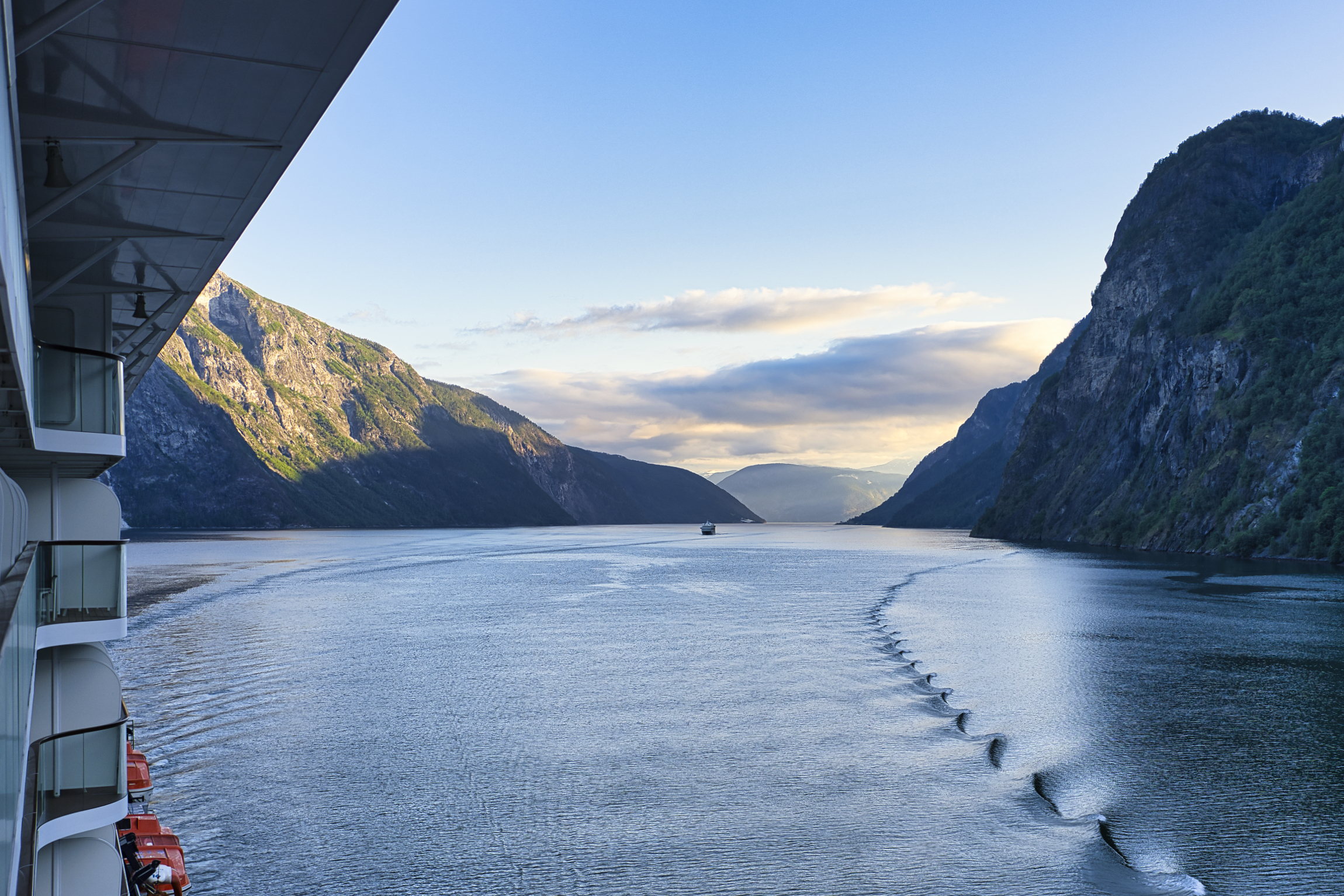 Morgens im Pyjama auf dem Nordfjord.