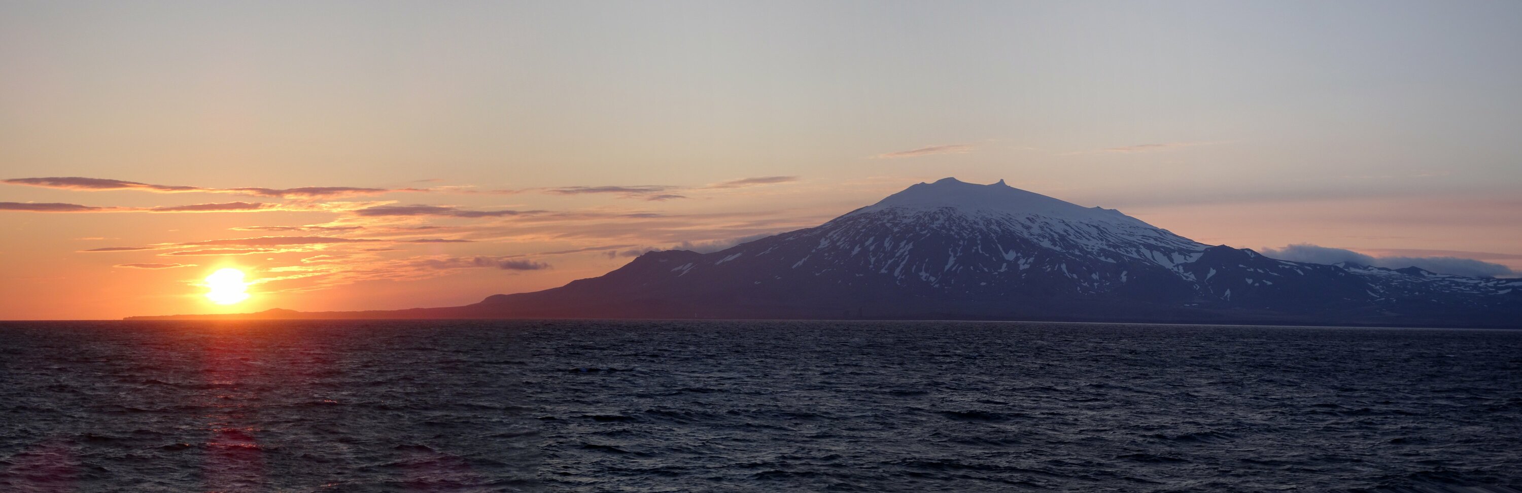 Der Snæfellsjökull im Sonnenuntergang