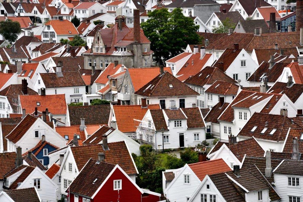 Häuserwirrwarr in der Altstadt Stavangers