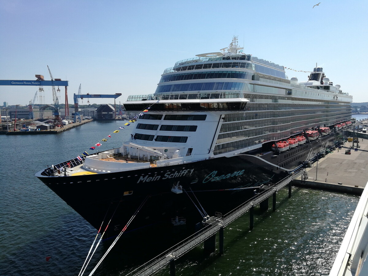 Wasserurlaub Die Neue Mein Schiff 1 Aidafans Aida Fans