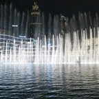 Die "Dubai Fountain" unterhalb des Burj Khalifa