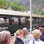 Einsteigen - mit der Flåmsbana ins Gebirge