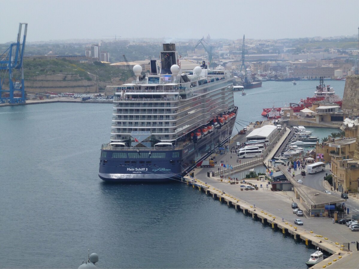 Wasserurlaub Die Mein Schiff 3 In Ihrem Heimathafen Valletta